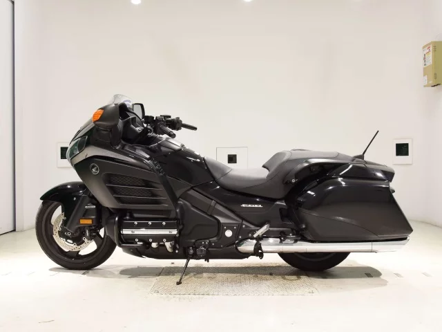 Honda GL1800 F6B  с аукциона в Японии