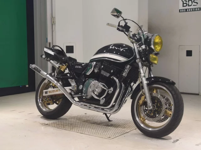 Suzuki INAZUMA 400  с аукциона в Японии