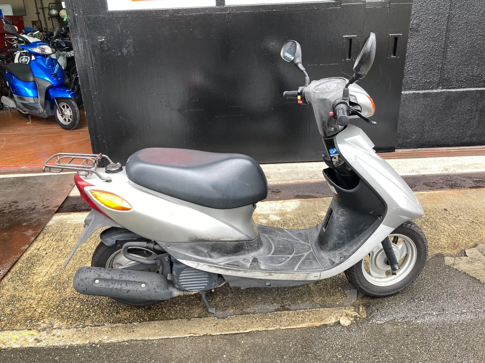 Yamaha SR400-1 2019