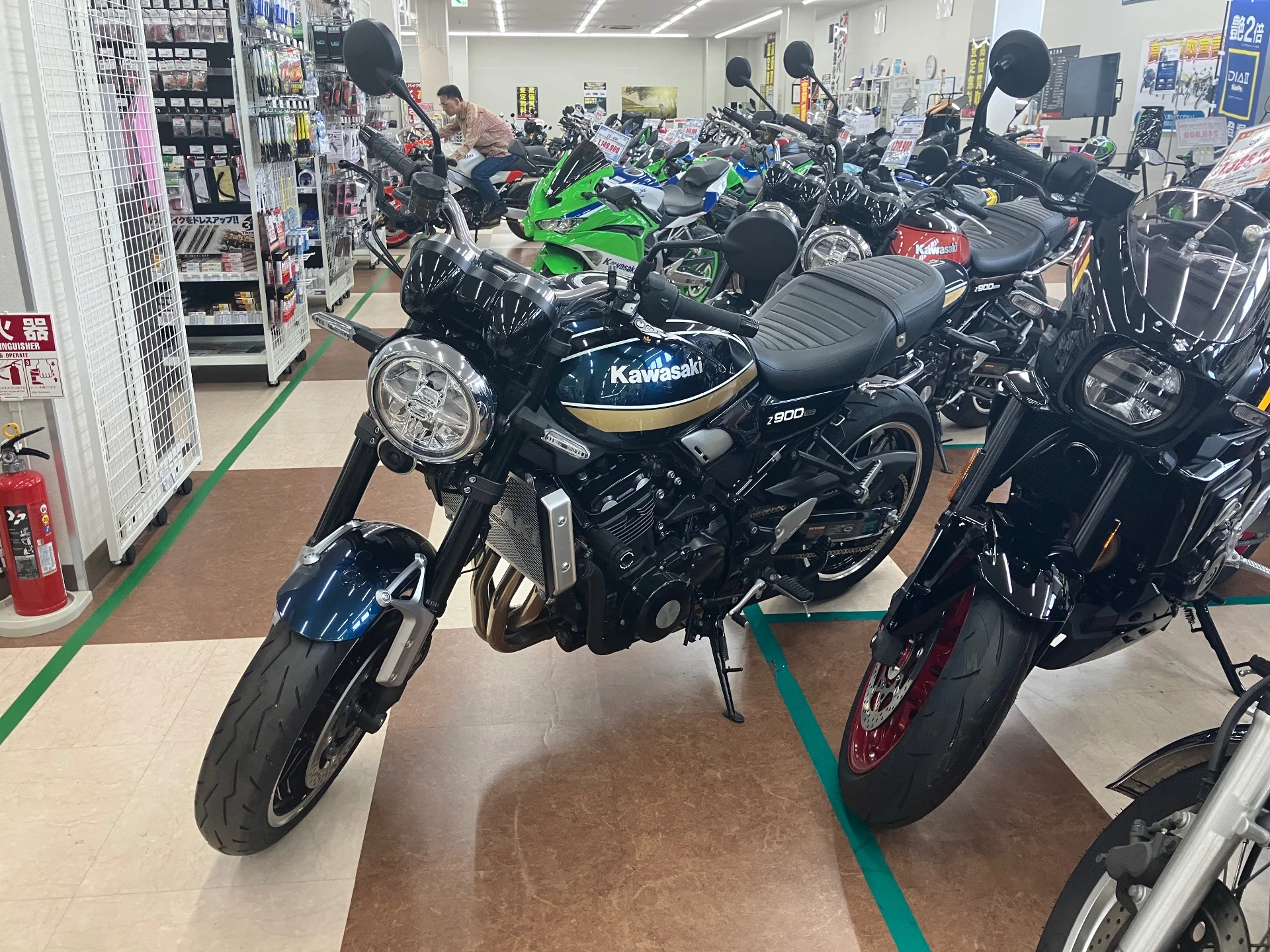 Kawasaki Z900RS 2021