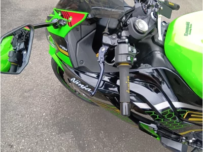 Kawasaki NINJA ZX-6R