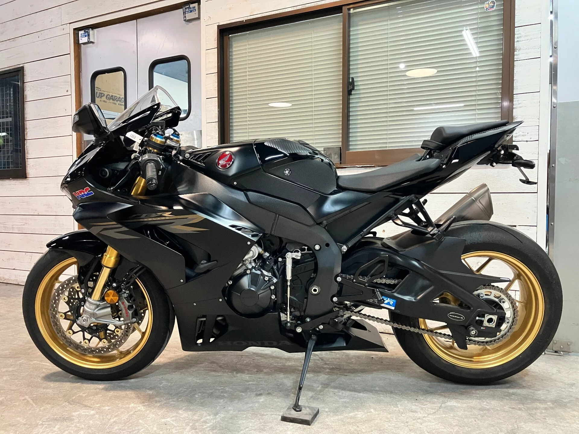 Honda CBR1000RR-R FB SP  с аукциона в Японии