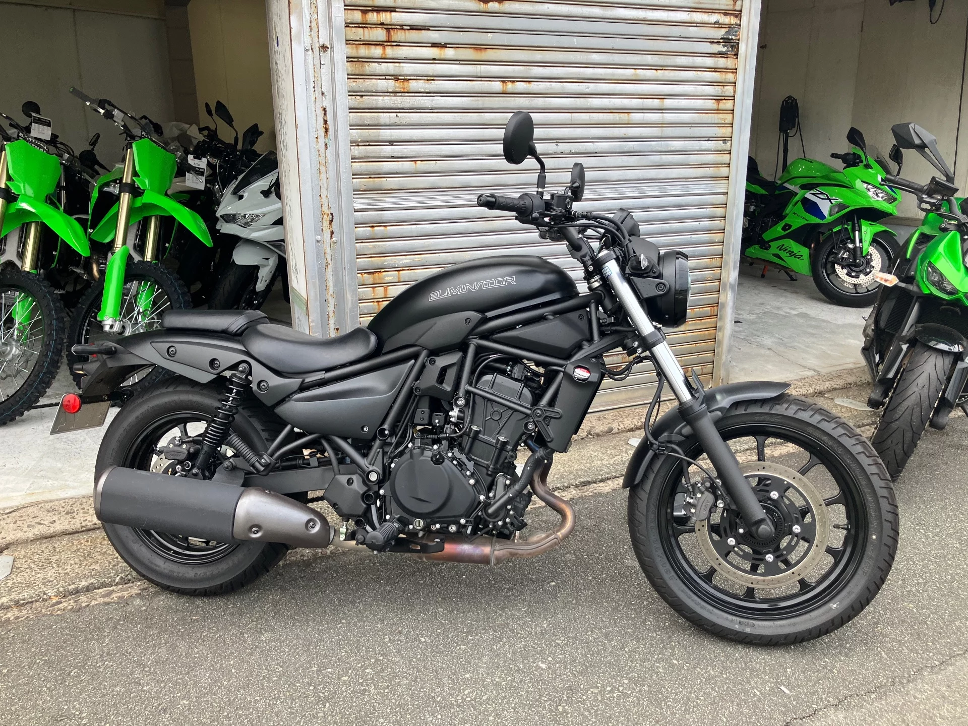 Kawasaki ELIMINATOR 400-1  с аукциона в Японии