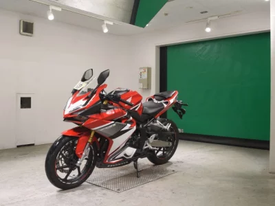 Honda CBR250RR-2A