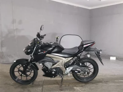 Suzuki GSX-S125