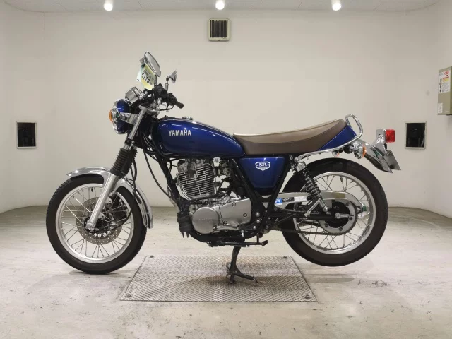 Yamaha SR400-5  с аукциона в Японии