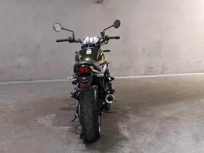 Kawasaki Z900RS