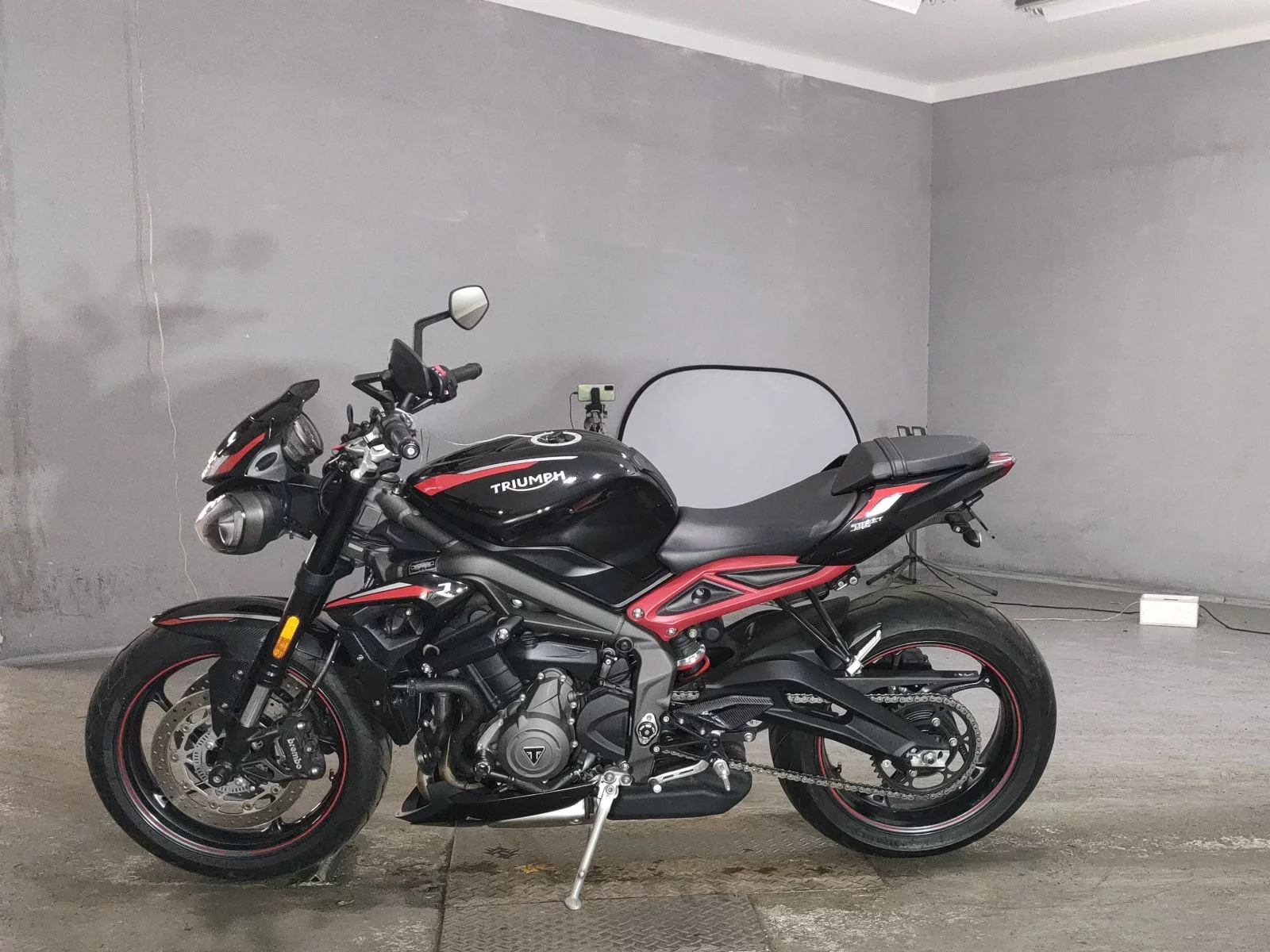 Triumph TRIUMPH STREET TRIPLE R  с аукциона в Японии