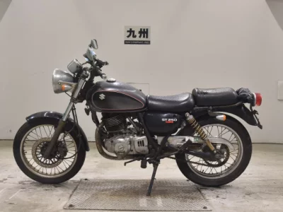 Suzuki ST250E