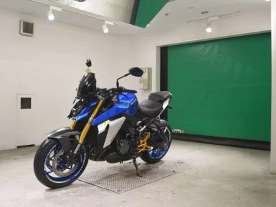 Suzuki GSX-S1000-2
