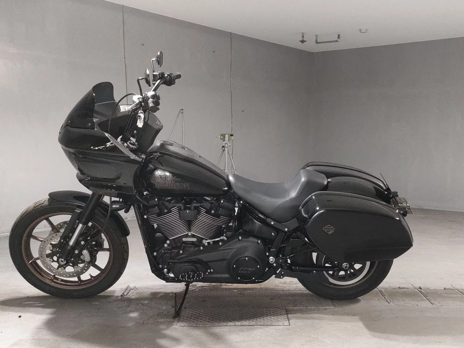 Harley-Davidson HARLEY FXLRST1920  с аукциона в Японии