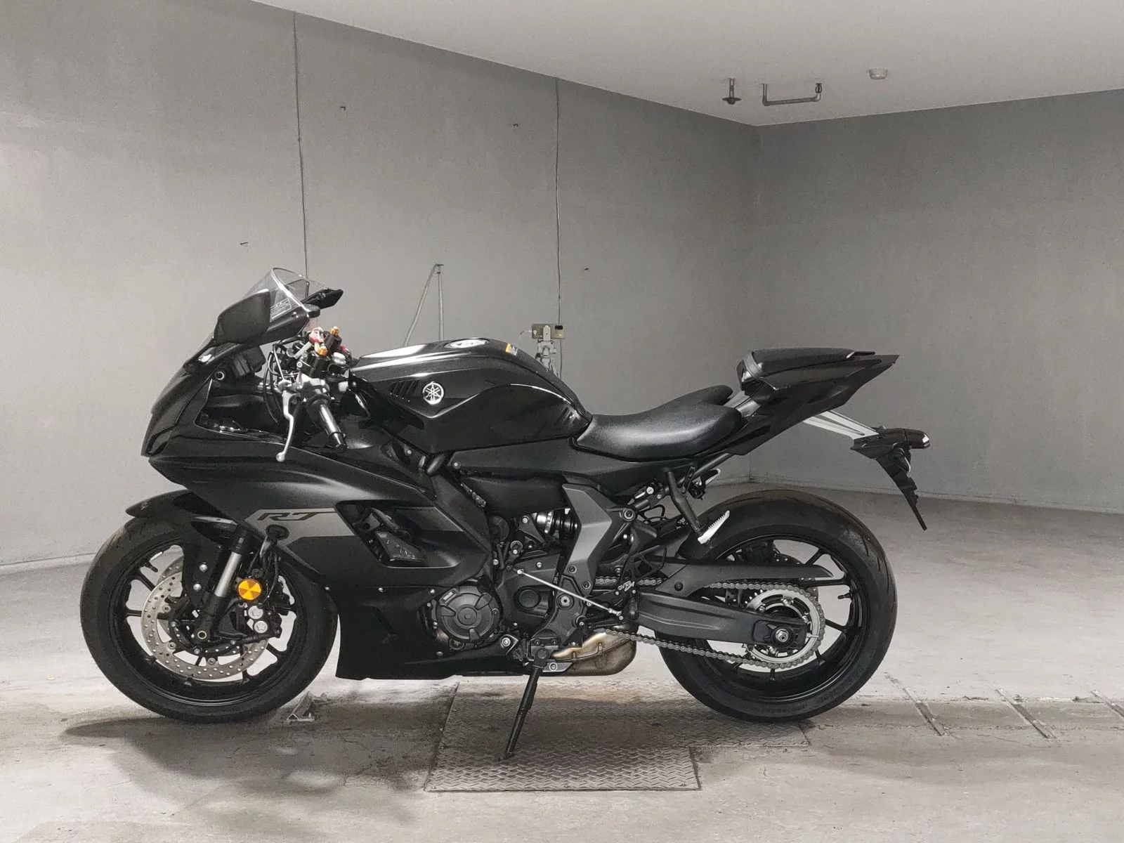 Yamaha YZF-R7 2025