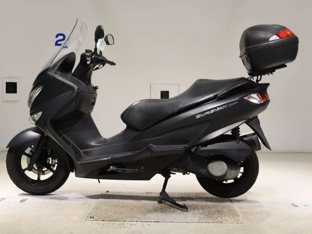 Suzuki BURGMAN200  с аукциона в Японии