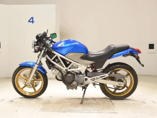 Honda VTR250  с аукциона в Японии