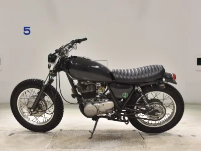 Yamaha SR400-2