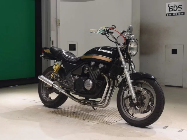 Kawasaki ZEPHYR400K  с аукциона в Японии