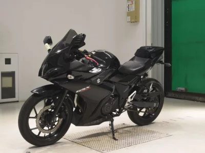 Suzuki GSX250R