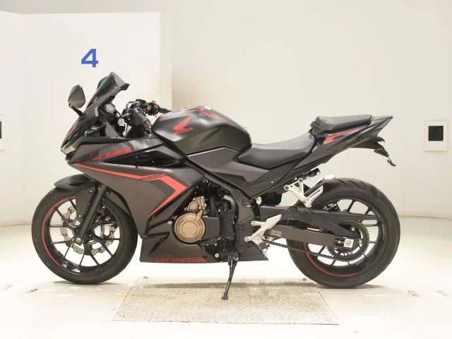 Honda CBR400R-2 2019