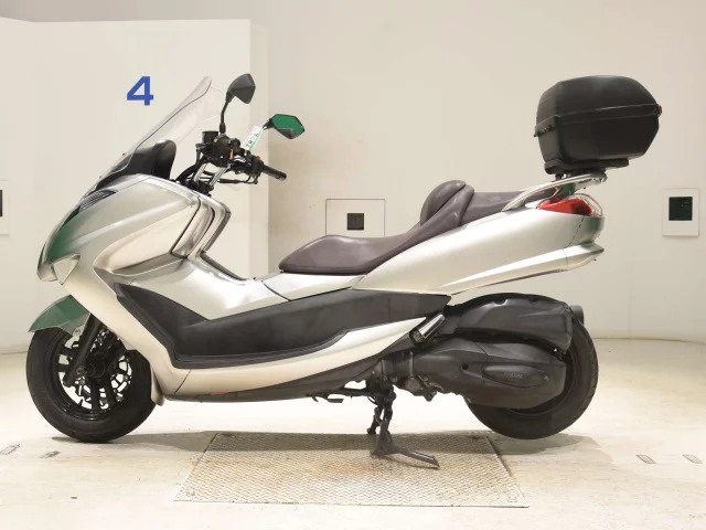 Yamaha MAJESTY 250-4  с аукциона в Японии
