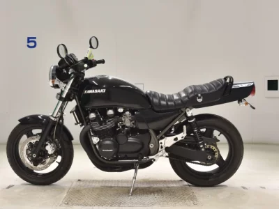 Kawasaki ZEPHYR750