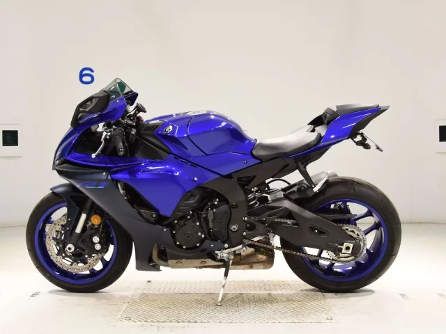 Yamaha YZF-R1  с аукциона в Японии