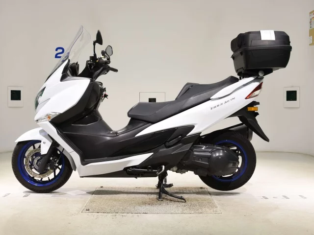 Suzuki BURGMAN 400A  с аукциона в Японии