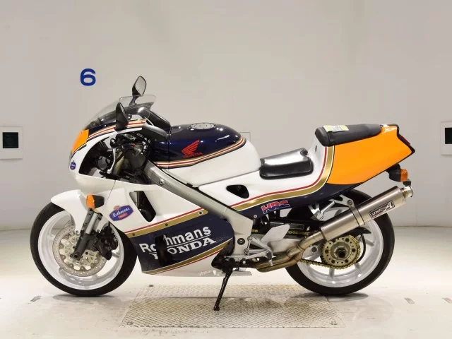 Honda RVF400  с аукциона в Японии