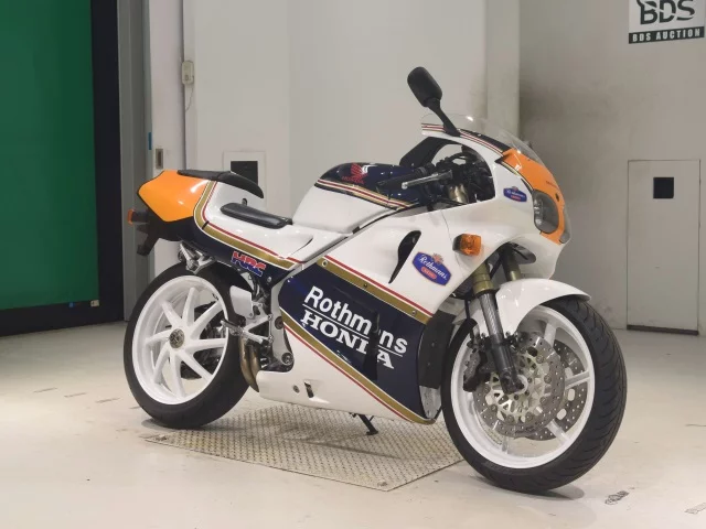Honda RVF400  с аукциона в Японии
