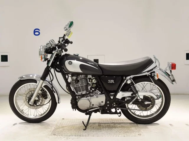 Yamaha SR400-5 2021