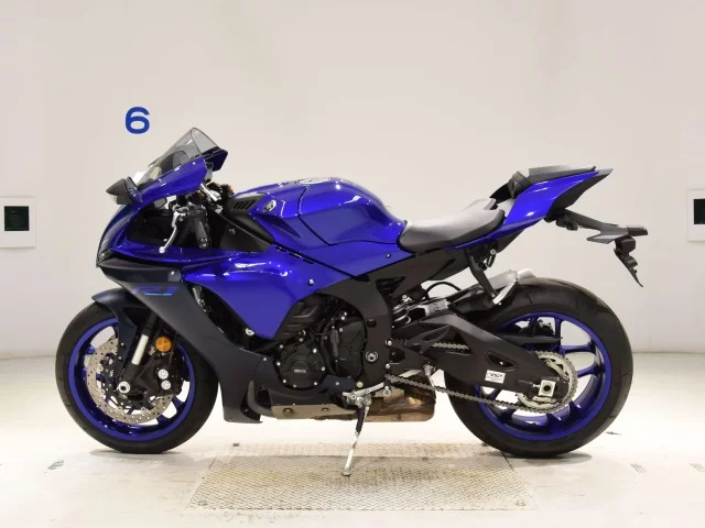 Yamaha YZF-R1  с аукциона в Японии