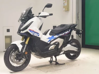 Honda X-ADV750-2