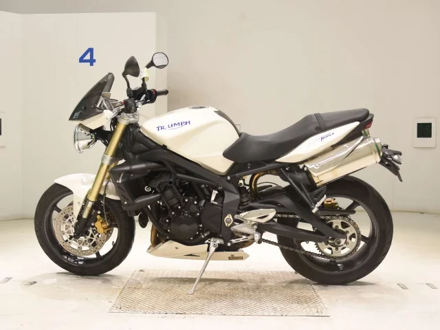 Triumph TRIUMPH STREET TRIPLE  с аукциона в Японии
