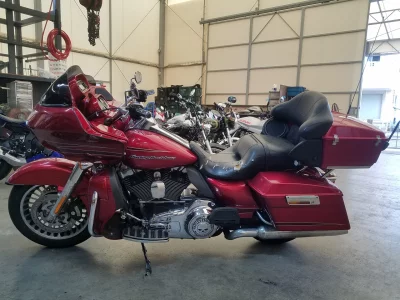 Harley-Davidson HARLEY FLTRU103