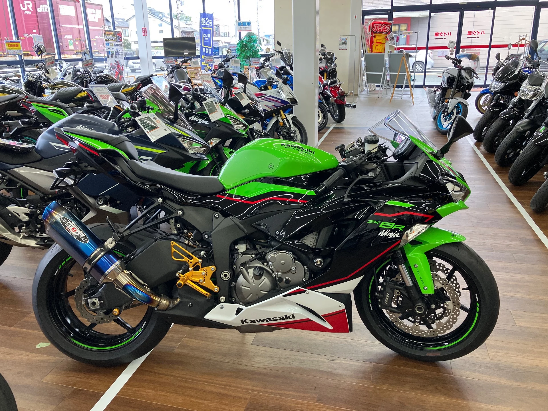 Kawasaki NINJA ZX-6R 2021