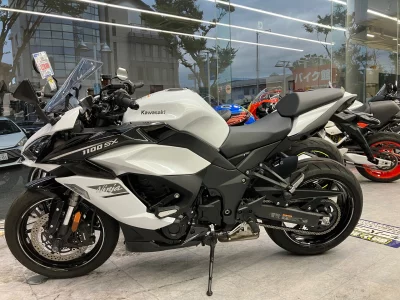 Kawasaki Ninja 1100SX