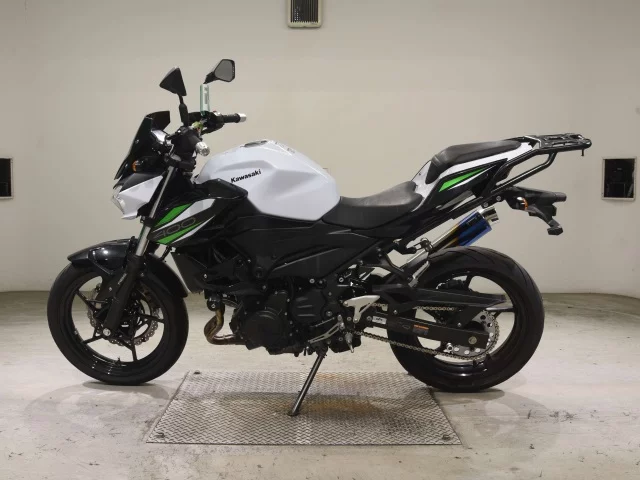 Kawasaki Z400-2  с аукциона в Японии