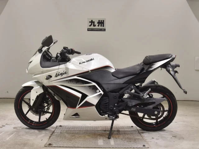 Kawasaki NINJA250R  с аукциона в Японии