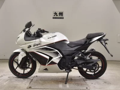Kawasaki NINJA250R