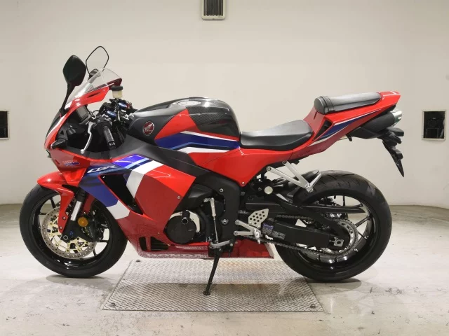 Honda CBR600RR-4 2021