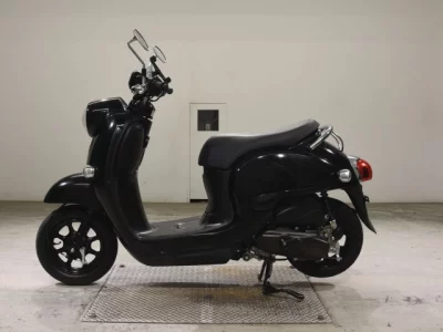 Yamaha VINO-4