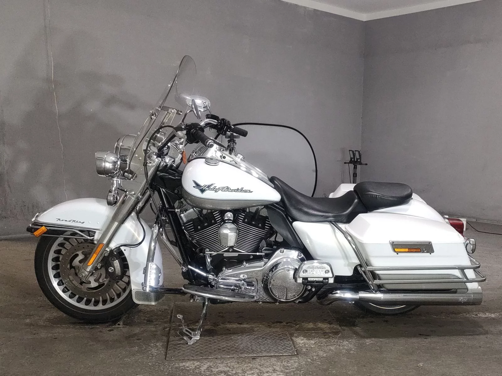Harley-Davidson HARLEY FLHR1580  с аукциона в Японии