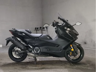 Yamaha T-MAX560