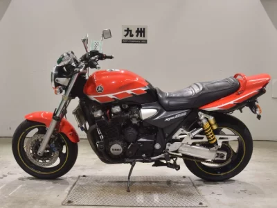 Yamaha XJR1300