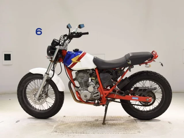 Honda FTR223  с аукциона в Японии