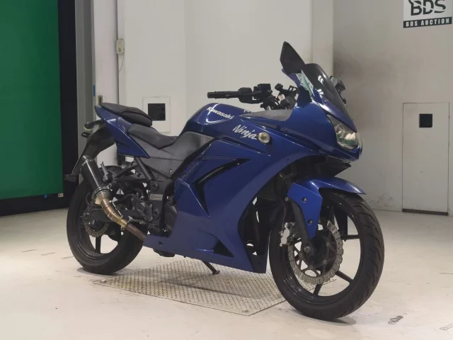 Kawasaki NINJA250R  с аукциона в Японии
