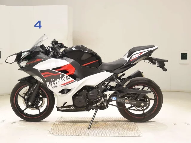 Kawasaki NINJA400-2 2019