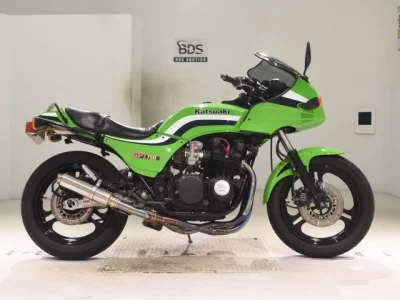 Kawasaki GPZ750