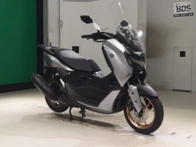 Yamaha NMAX155-3