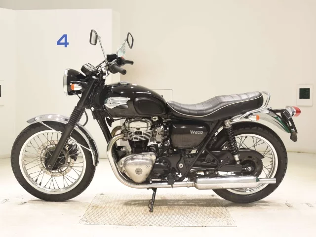 Kawasaki W400  с аукциона в Японии