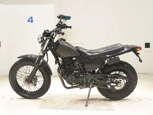 Yamaha TW225  с аукциона в Японии